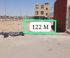بقعة ارضية سكنية برخصة لبناء